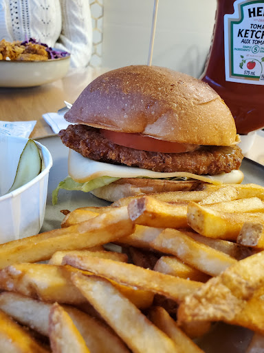 Photo of Buzz Bites - 771 Talbot St, St Thomas, ON N5P 1E3